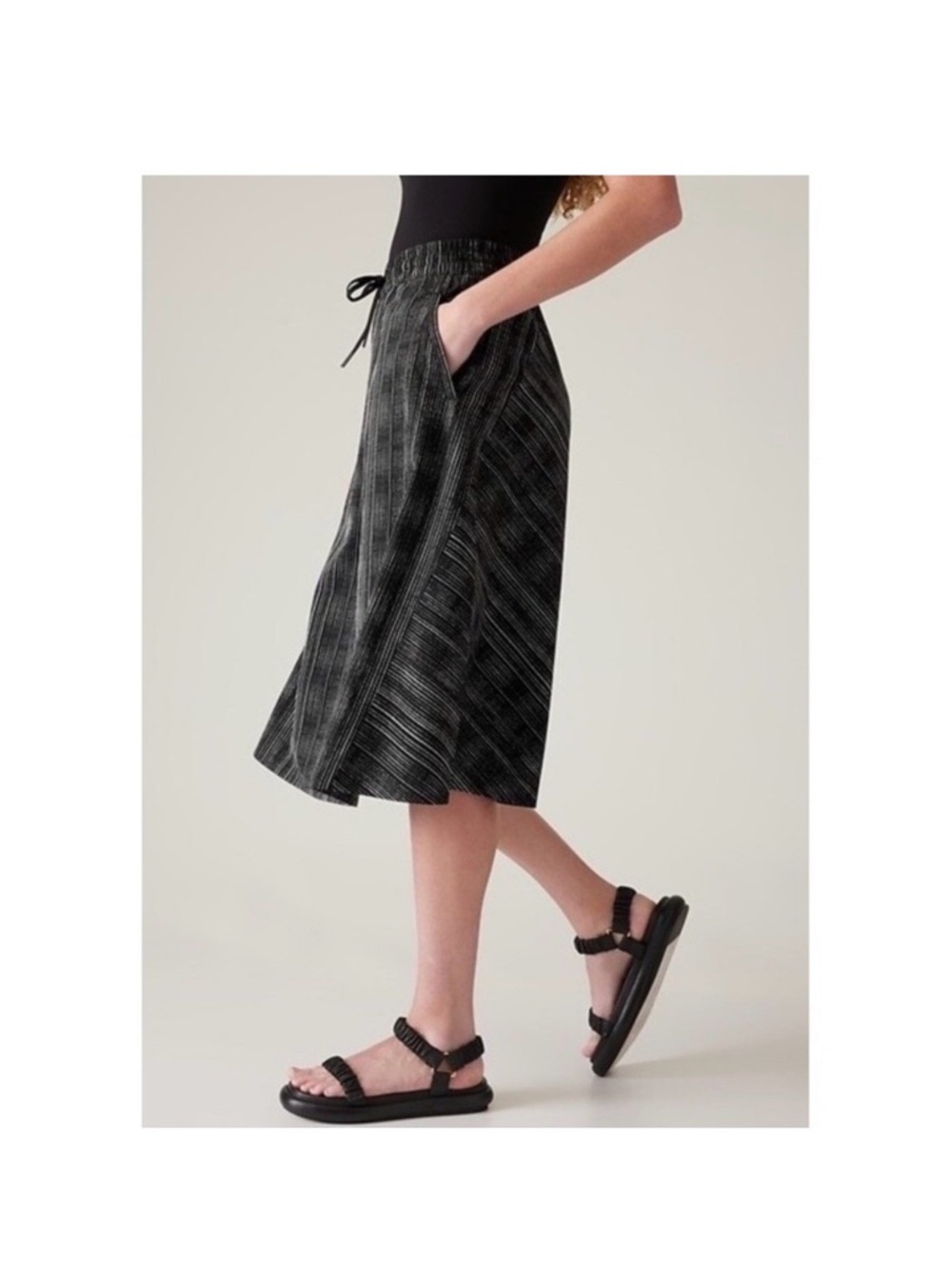 Athleta Arrival midi skirt